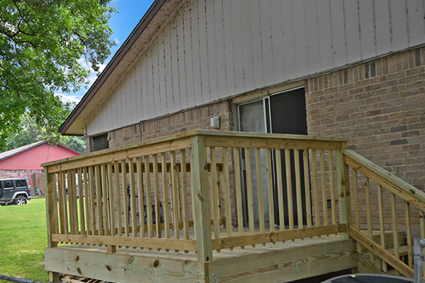 Features & Amenities Features & Amenities